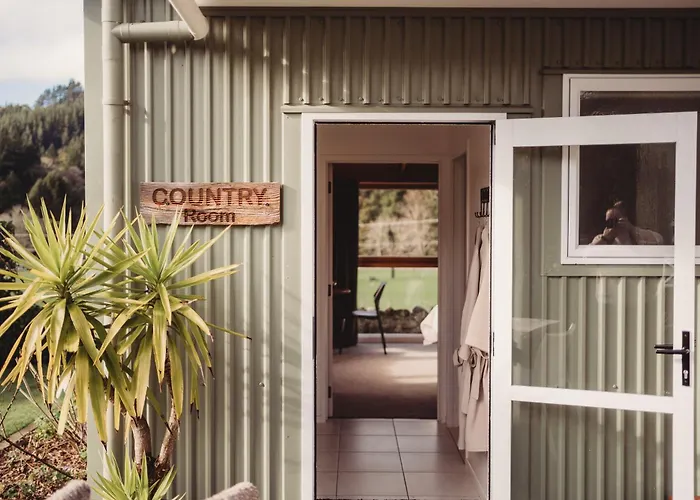Paradise Valley 山林小屋